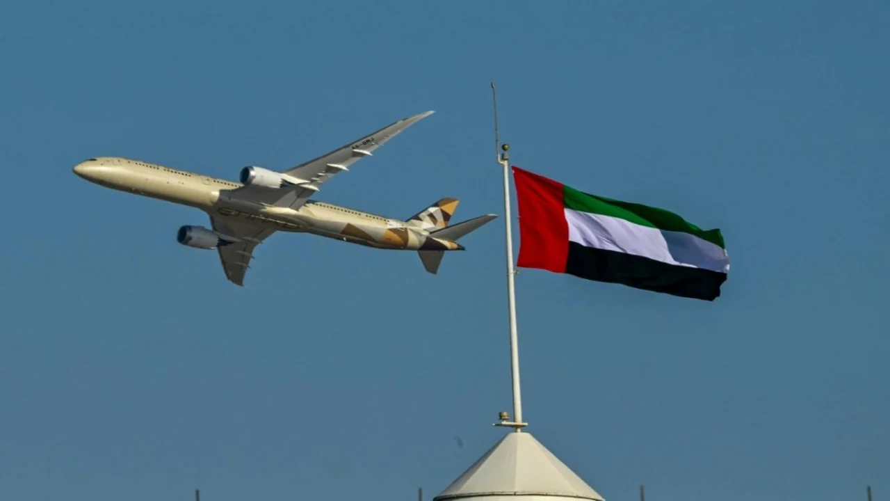 طلاب من 77 بلداً.. أكاديمية الفجيرة للطيران تكشف عن أرقام قياسية جديدة بأعداد المسجلين